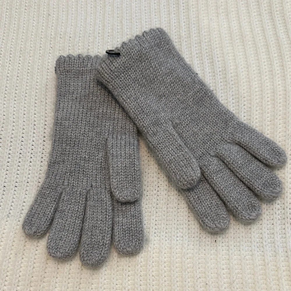 Talbots Gray Rhinestone Knit Gloves, Holiday Gift, NWT